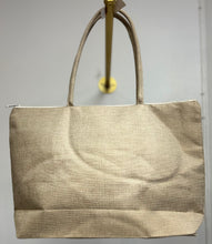 Load image into Gallery viewer, Girão Tote Bag